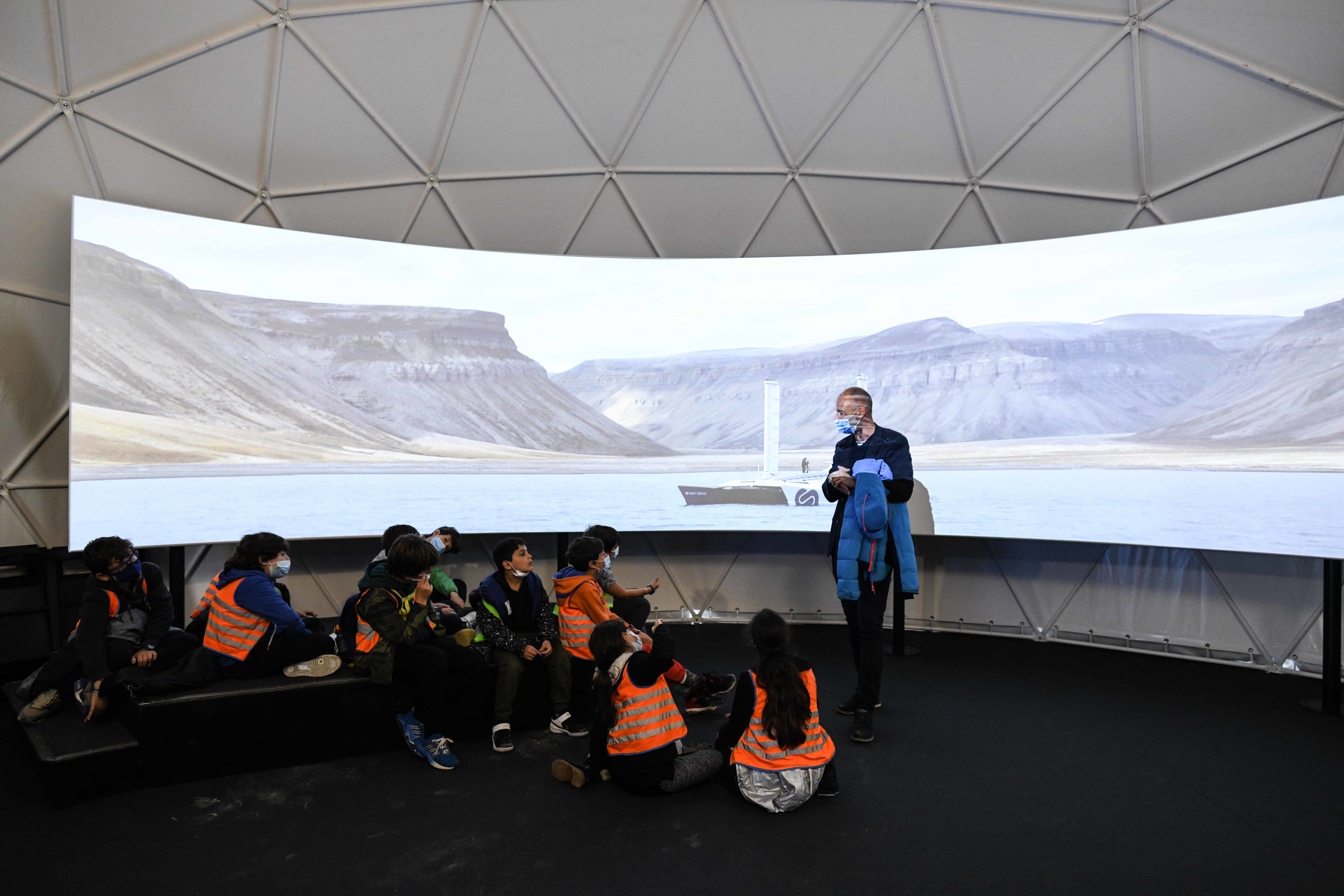 School visit during the Paris de l'hydrogène