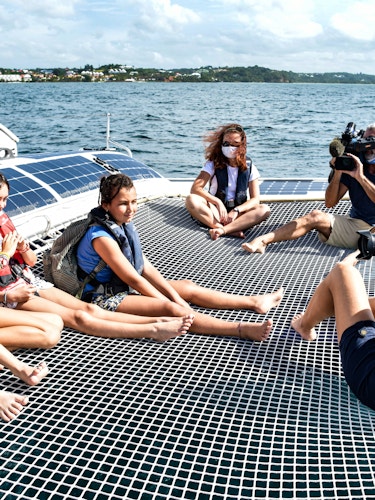 Visite d'enfants de l'école de la mer